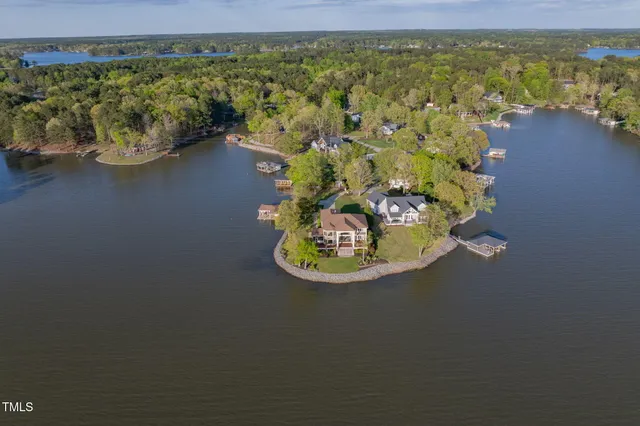 $2,499,000 | 250 Riverside Drive, Henrico, NC 27842