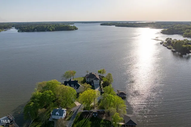 $2,499,000 | 250 Riverside Drive, Henrico, NC 27842