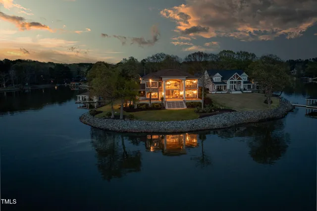 $2,499,000 | 250 Riverside Drive, Henrico, NC 27842