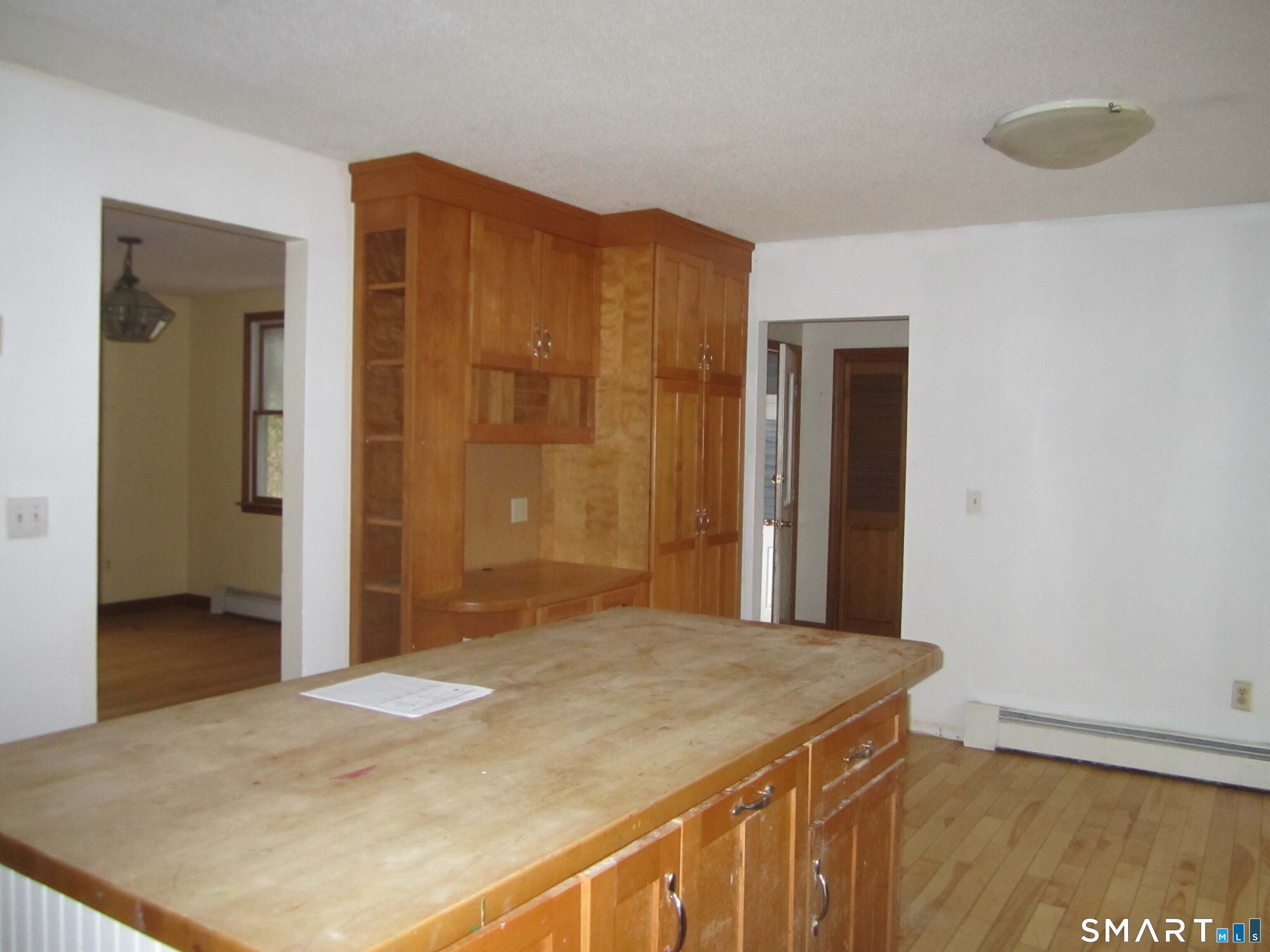 340 Hanks Hill Road Storrs Mansfield, CT 06268 - Photo 4 of 22