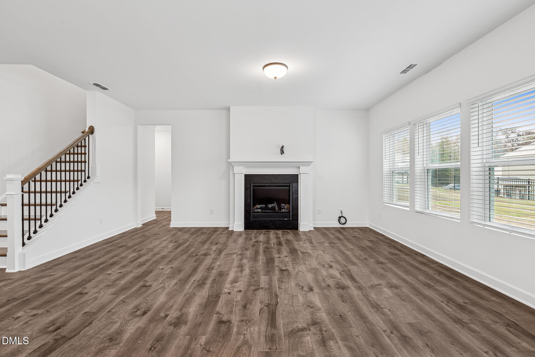 1316 Kubek Way Raleigh, NC 27616 - Photo 9 of 31 10.30.25