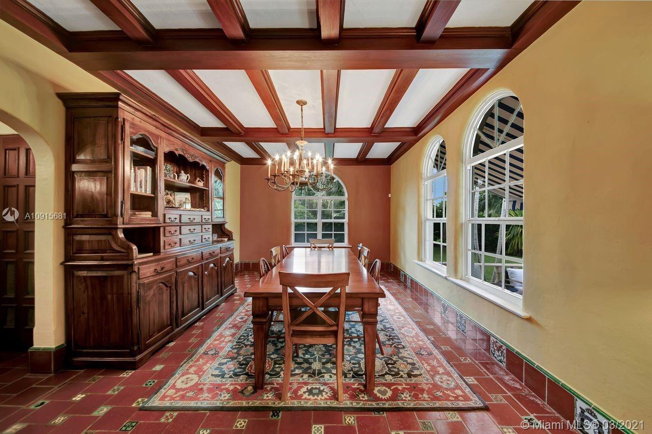 5455 Alton Road Miami Beach, FL 33140 - Photo 13 of 34