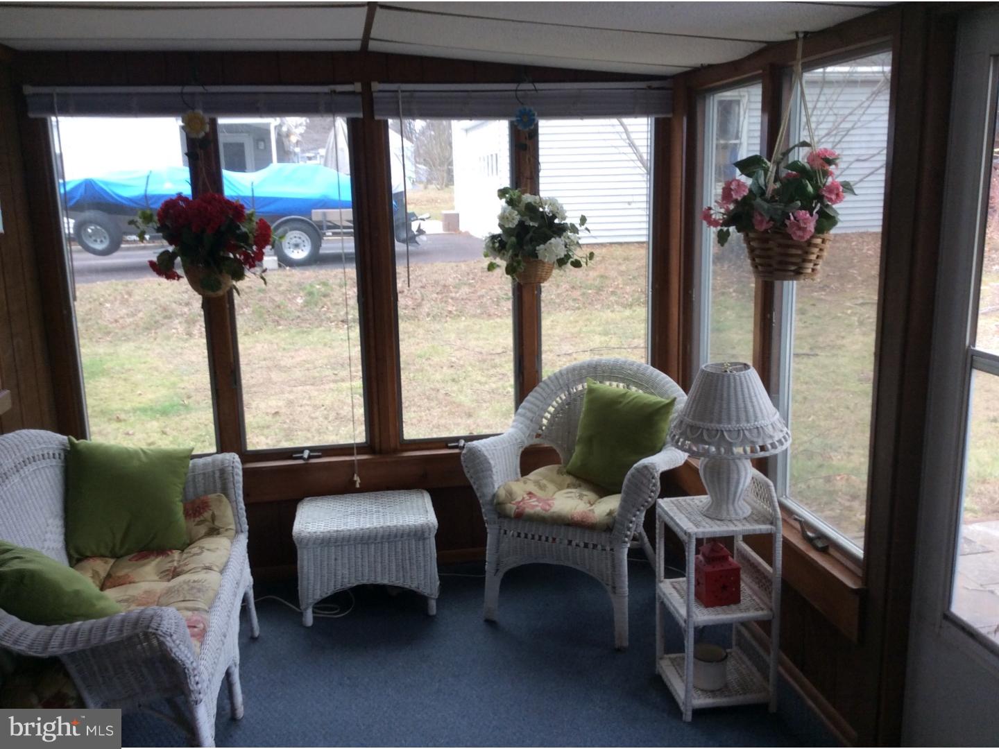 423 Tanner Road Hatboro, PA 19040 - Photo 3 of 16 Porch
