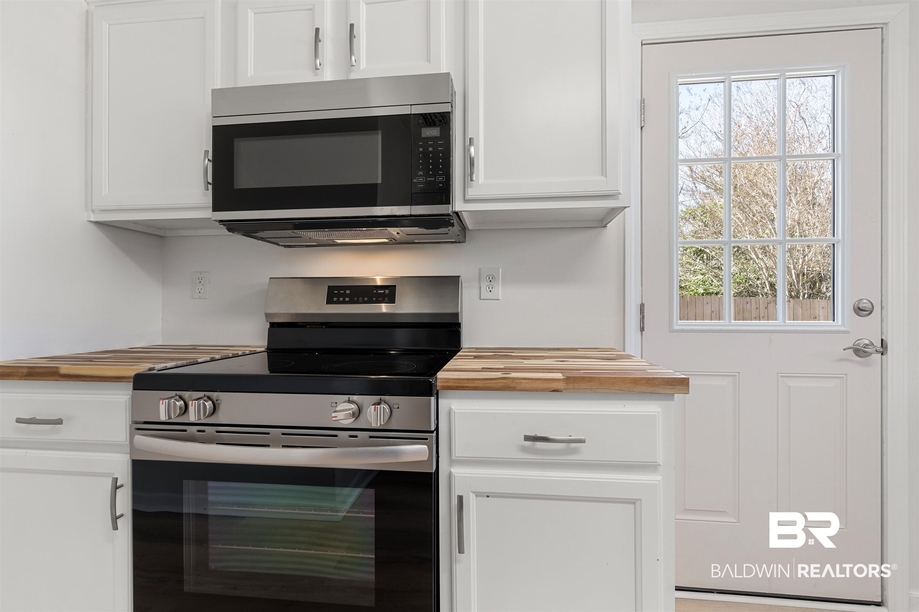 1592 Abbey Loop Foley, AL 36535 - Photo 9 of 25