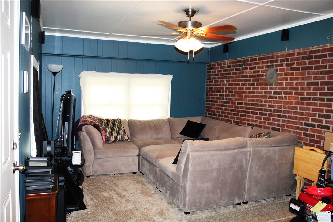 527 Singing Pines Road Seneca, SC 29678 - Photo 3 of 16 Gallery Image 3