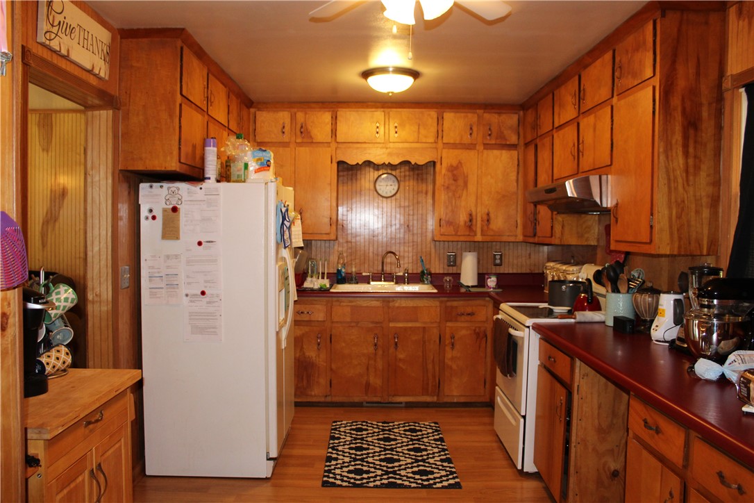 527 Singing Pines Road Seneca, SC 29678 - Photo 5 of 16 Gallery Image 5