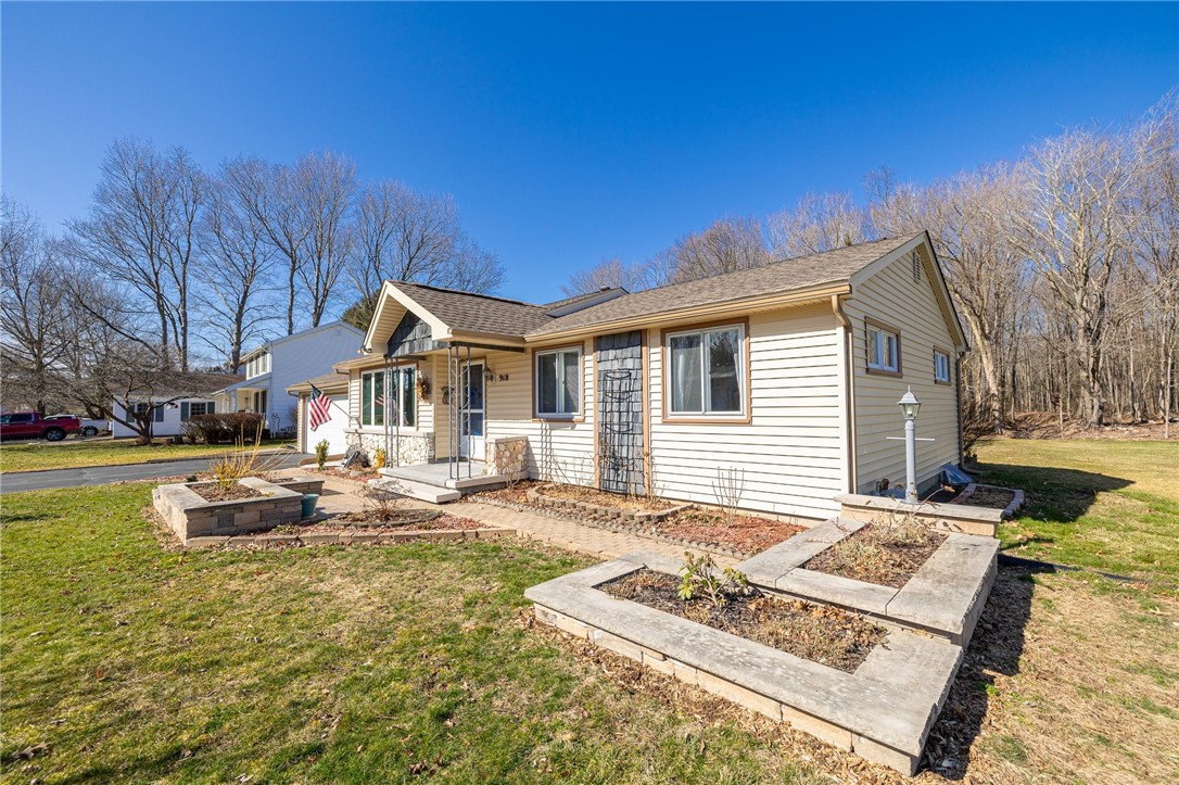 918 Copper Kettle Road Webster, NY 14580 - Photo 2 of 30 Beautiful Chapel Stone Block Planters with Limesto