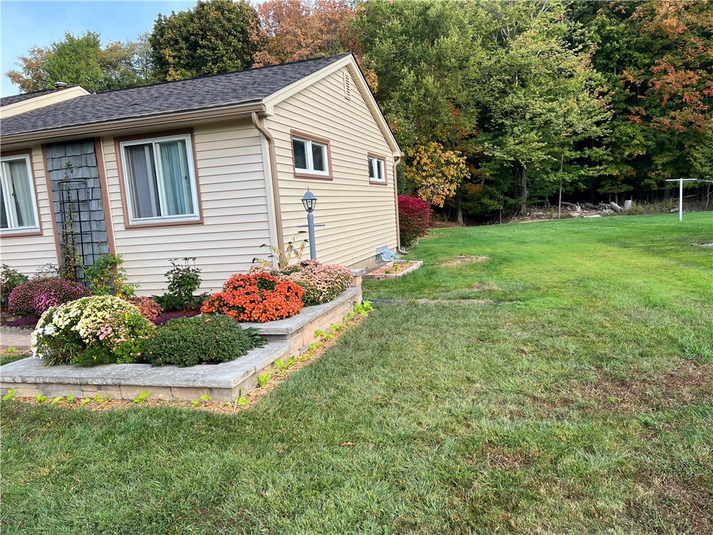 918 Copper Kettle Road Webster, NY 14580 - Photo 5 of 30 Leaf Fitter Gutter Protectors added in 2022 and Ba