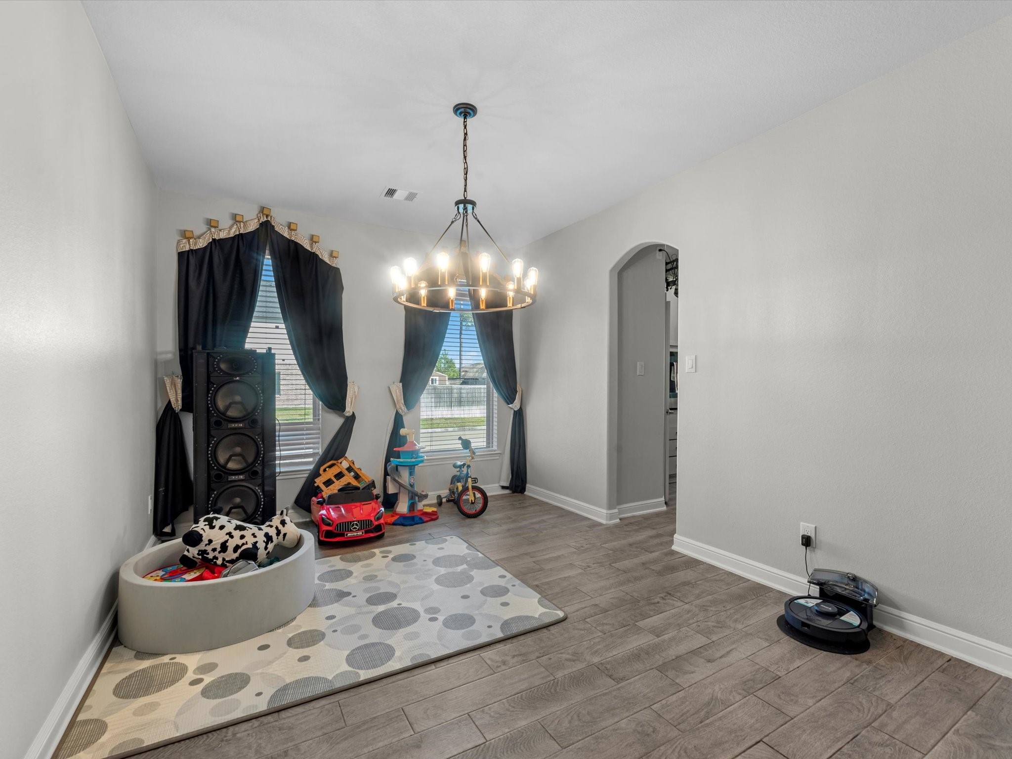 2822 Knotty Frst Drive Spring, TX 77373 - Photo 15 of 29 a view of a room with toys