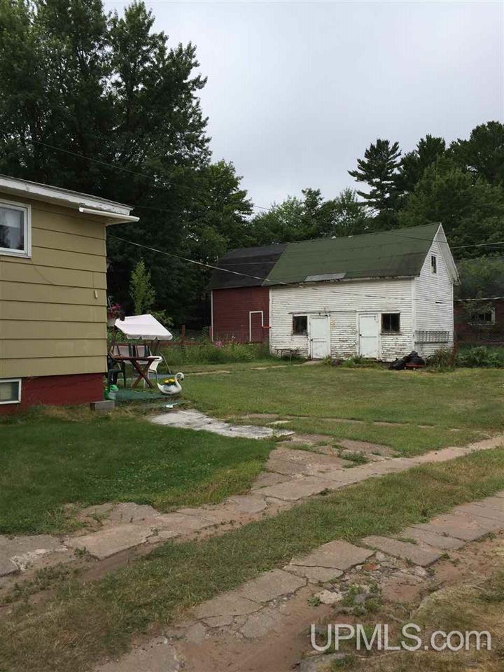 250 Prospect Street Ishpeming, MI 49849 - Photo 4 of 16 Gallery Image 4