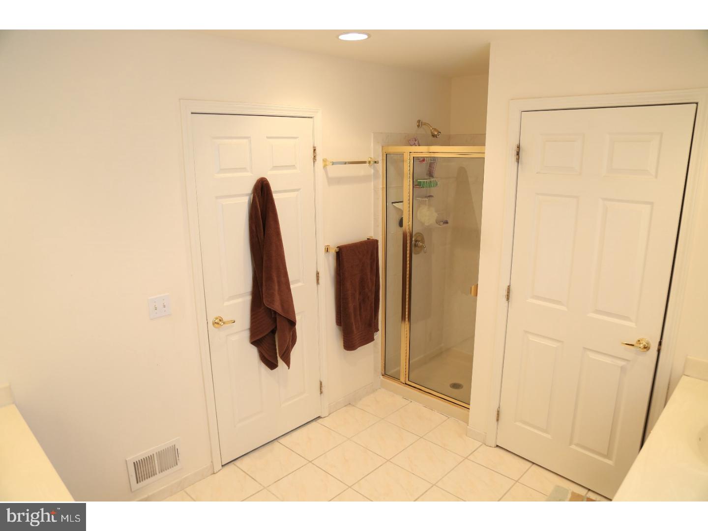 327 Watkins Road Pennington, NJ 08534 - Photo 20 of 25