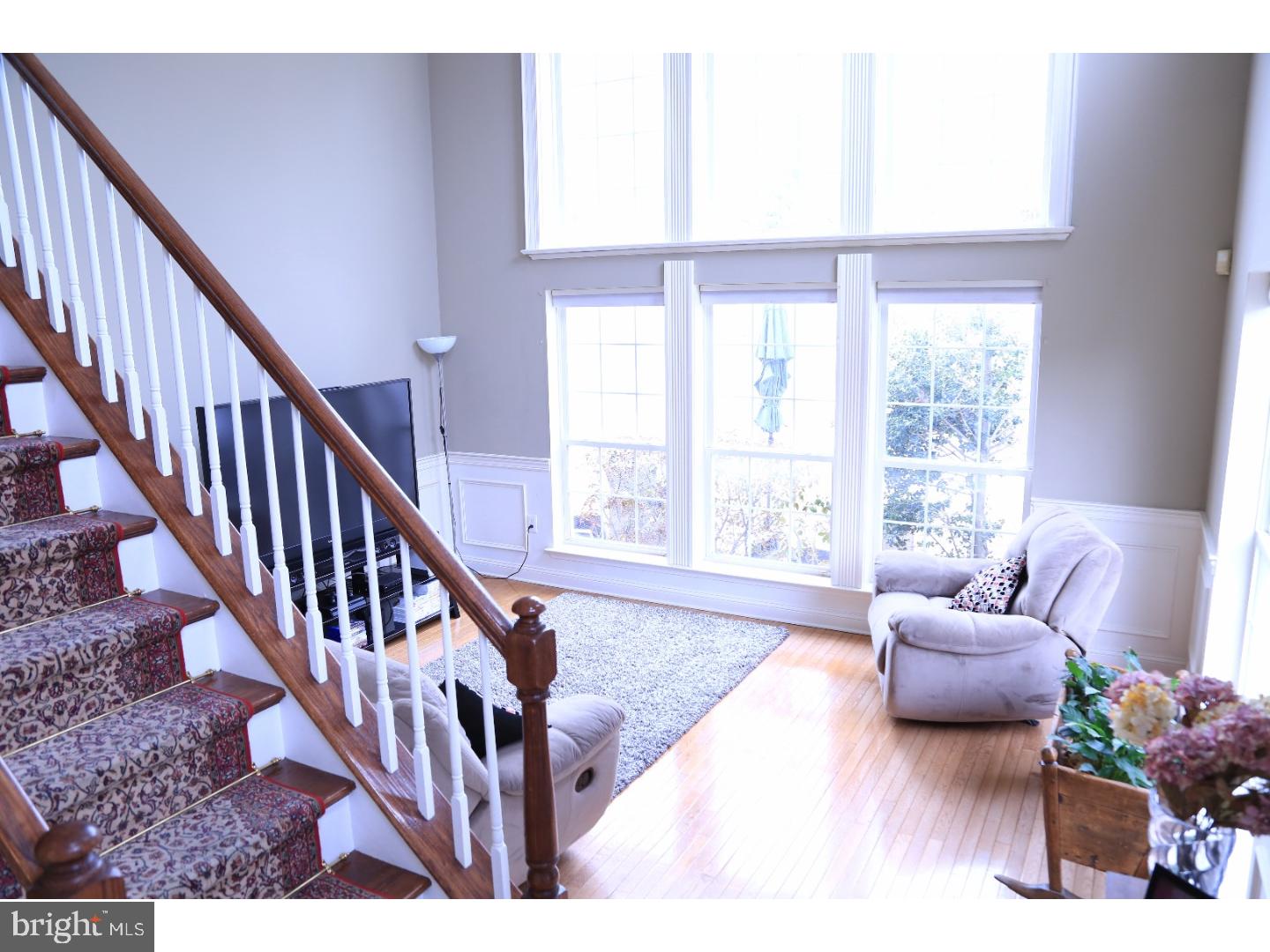 327 Watkins Road Pennington, NJ 08534 - Photo 6 of 25