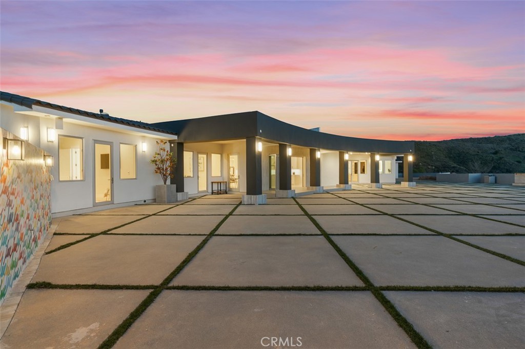 109 Buckskin Road Bell Canyon, CA 91307 - Photo 5 of 57