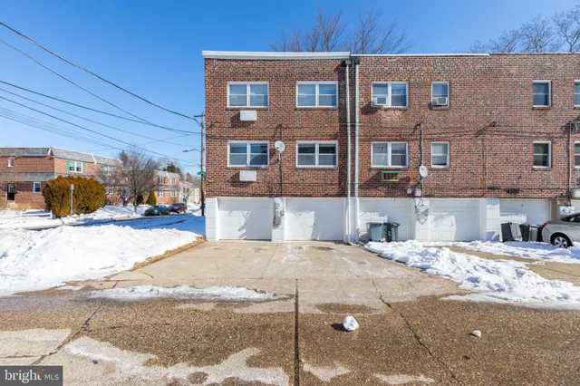 $1,400 | 5448 Hermit Terrace, Philadelphia, PA 19128