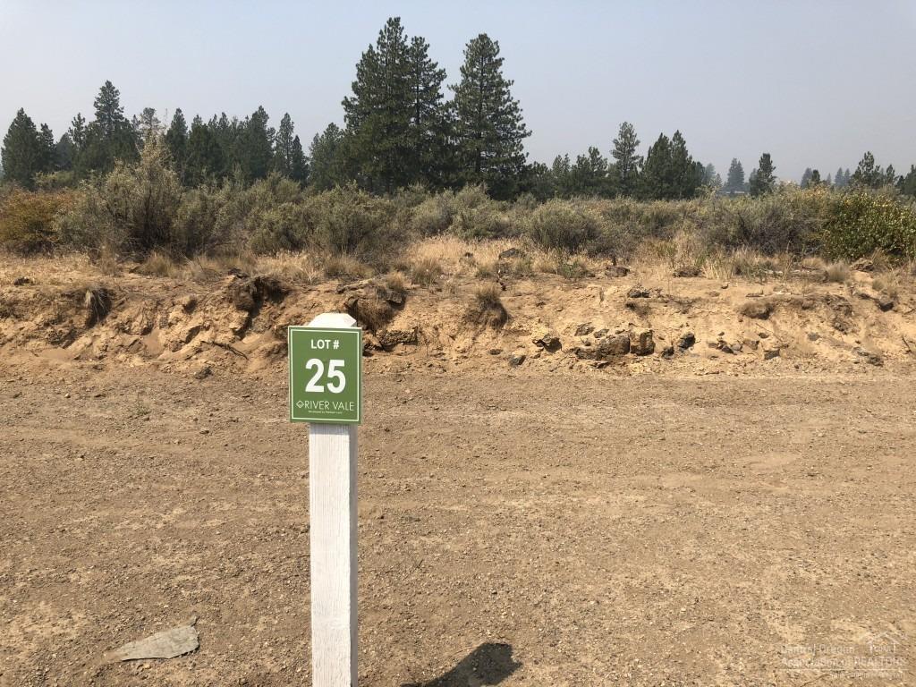60839 River Rim Drive Bend, OR 97702 - Photo 2 of 14 Additional Photo