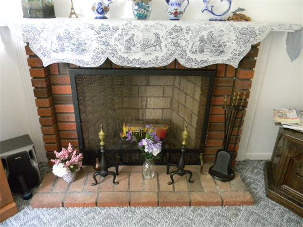 62 Michael Road Dracut, MA 01826 - Photo 4 of 8 Gallery Image 4