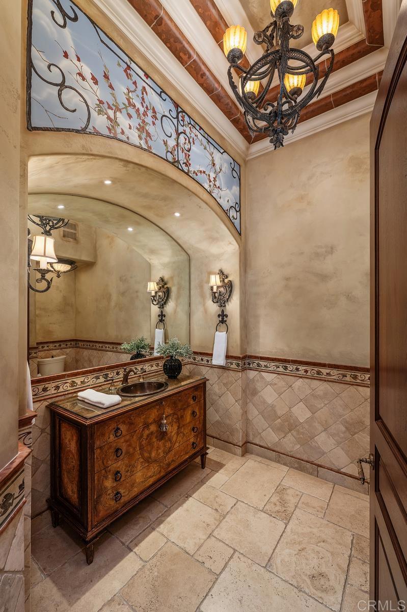 7090 Via Guadalupe Rancho Santa Fe, CA 92067 - Photo 13 of 59