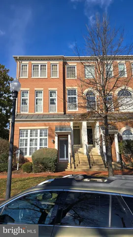 $3,992 | 515 Cameron Station Boulevard, Alexandria, VA 22304