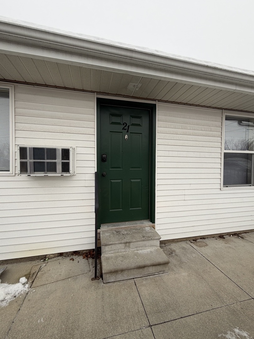 25665 West Bridge Street, Unit 21 Channahon, IL 60410 - Photo 1 of 6