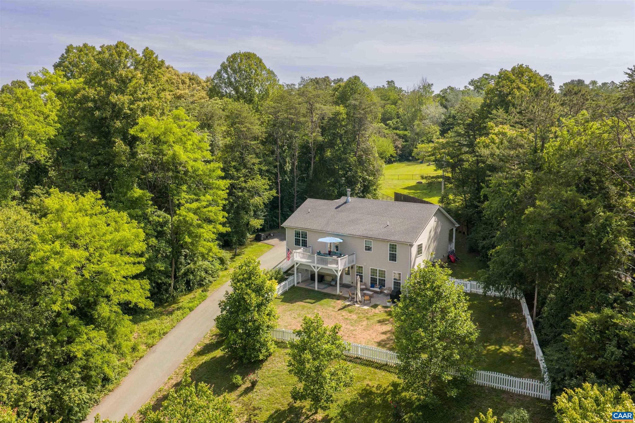299 North Ridge Way Ruckersville, VA 22968 - Photo 2 of 40