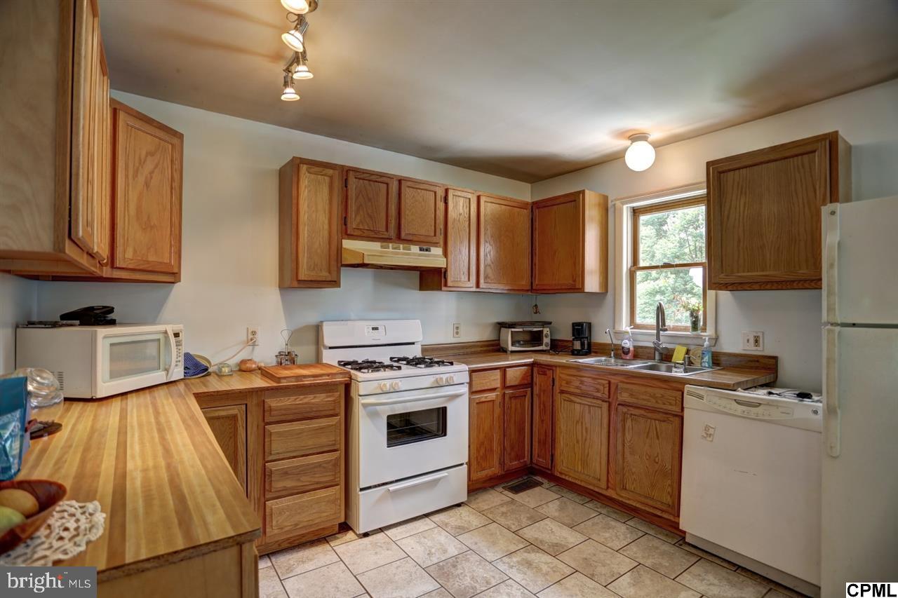 3274 Back Road Halifax, PA 17032 - Photo 5 of 25 Gallery Image 5