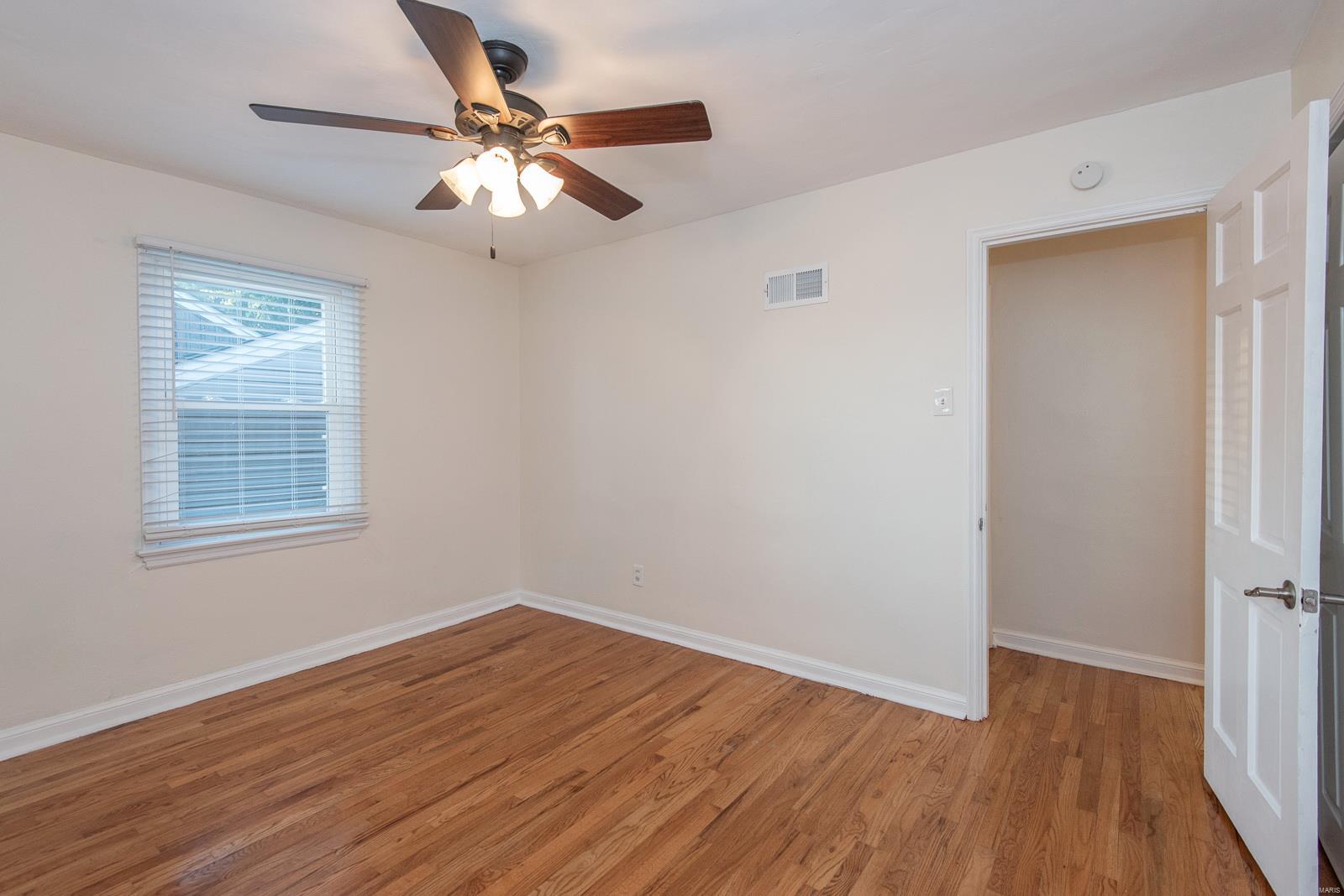 9234 Alpine Drive St. Louis, MO 63123 - Photo 20 of 40