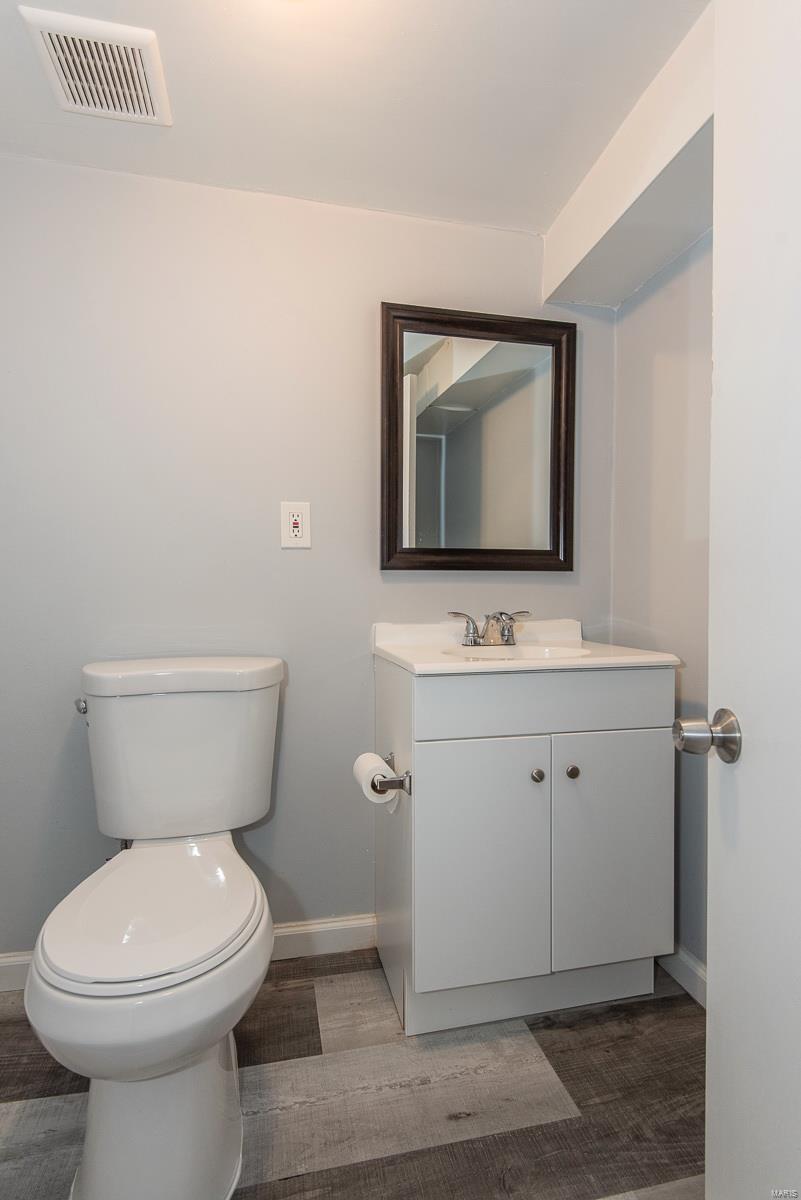 9234 Alpine Drive St. Louis, MO 63123 - Photo 27 of 40