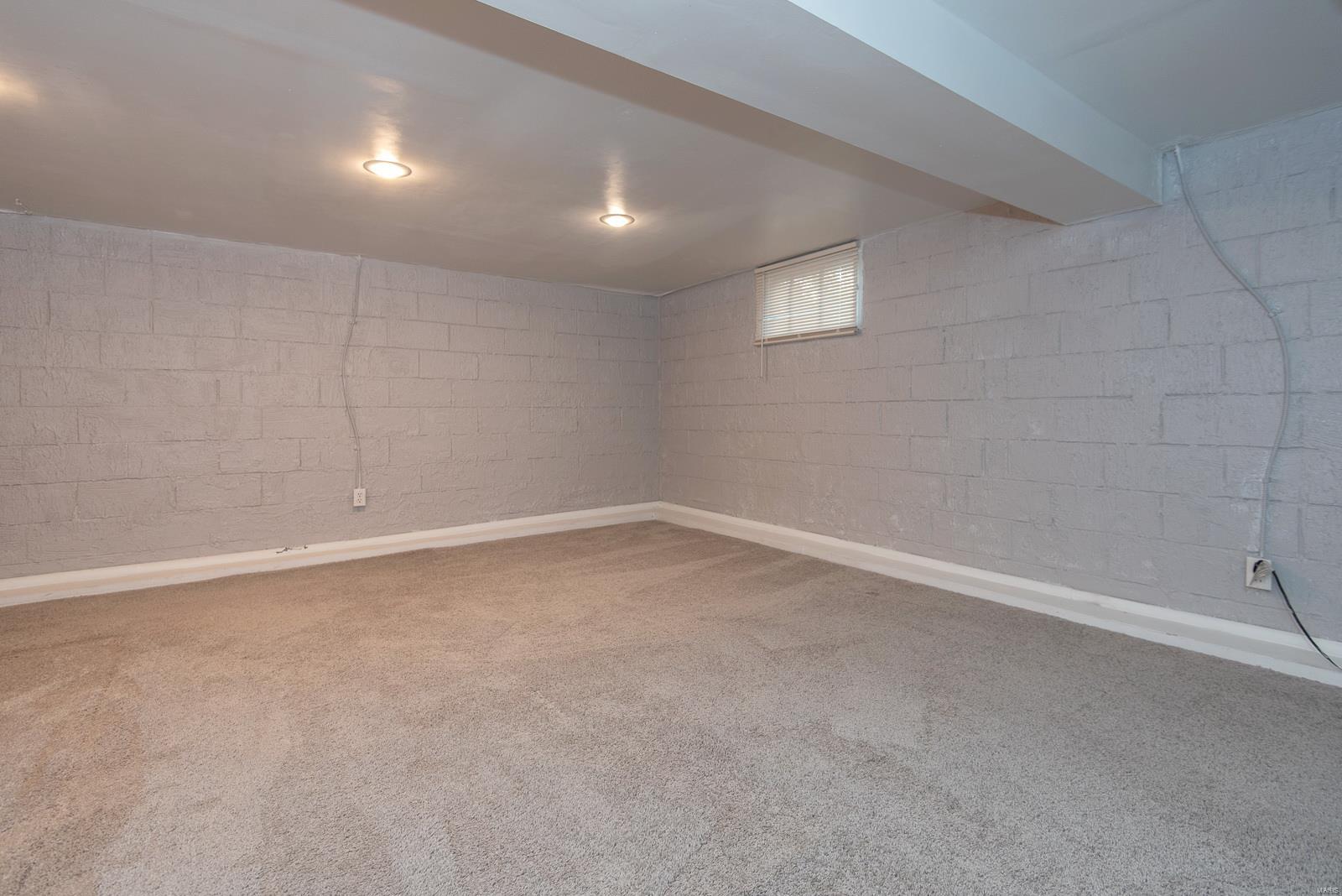 9234 Alpine Drive St. Louis, MO 63123 - Photo 31 of 40