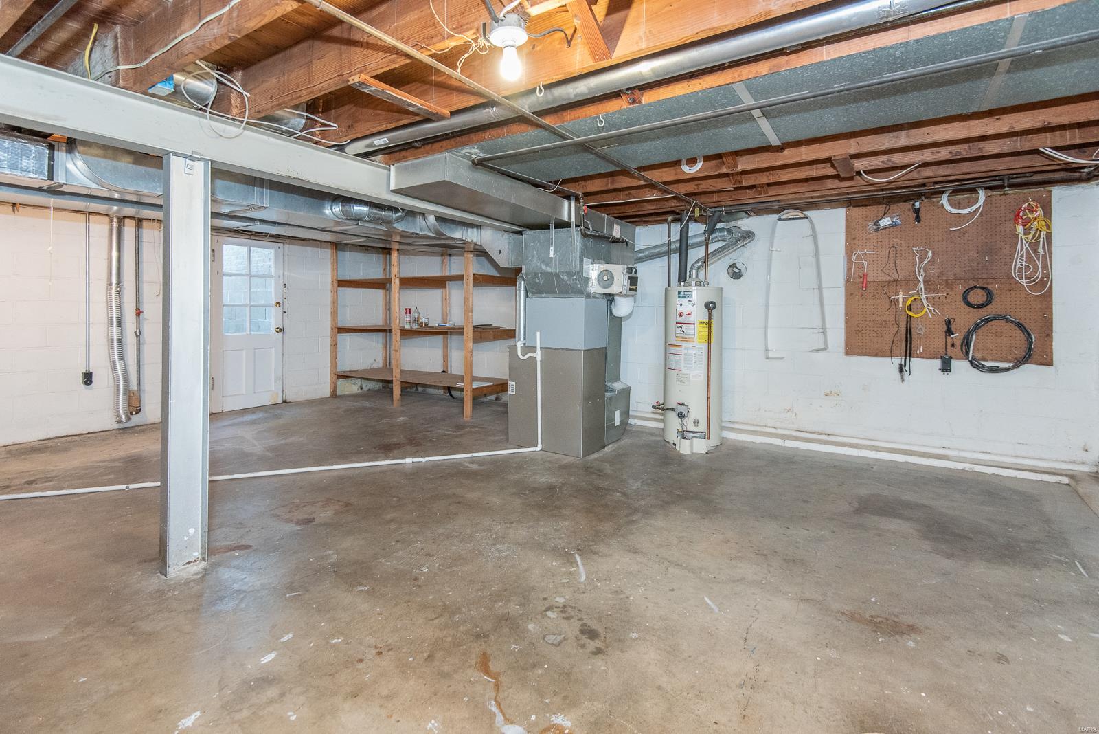 9234 Alpine Drive St. Louis, MO 63123 - Photo 32 of 40