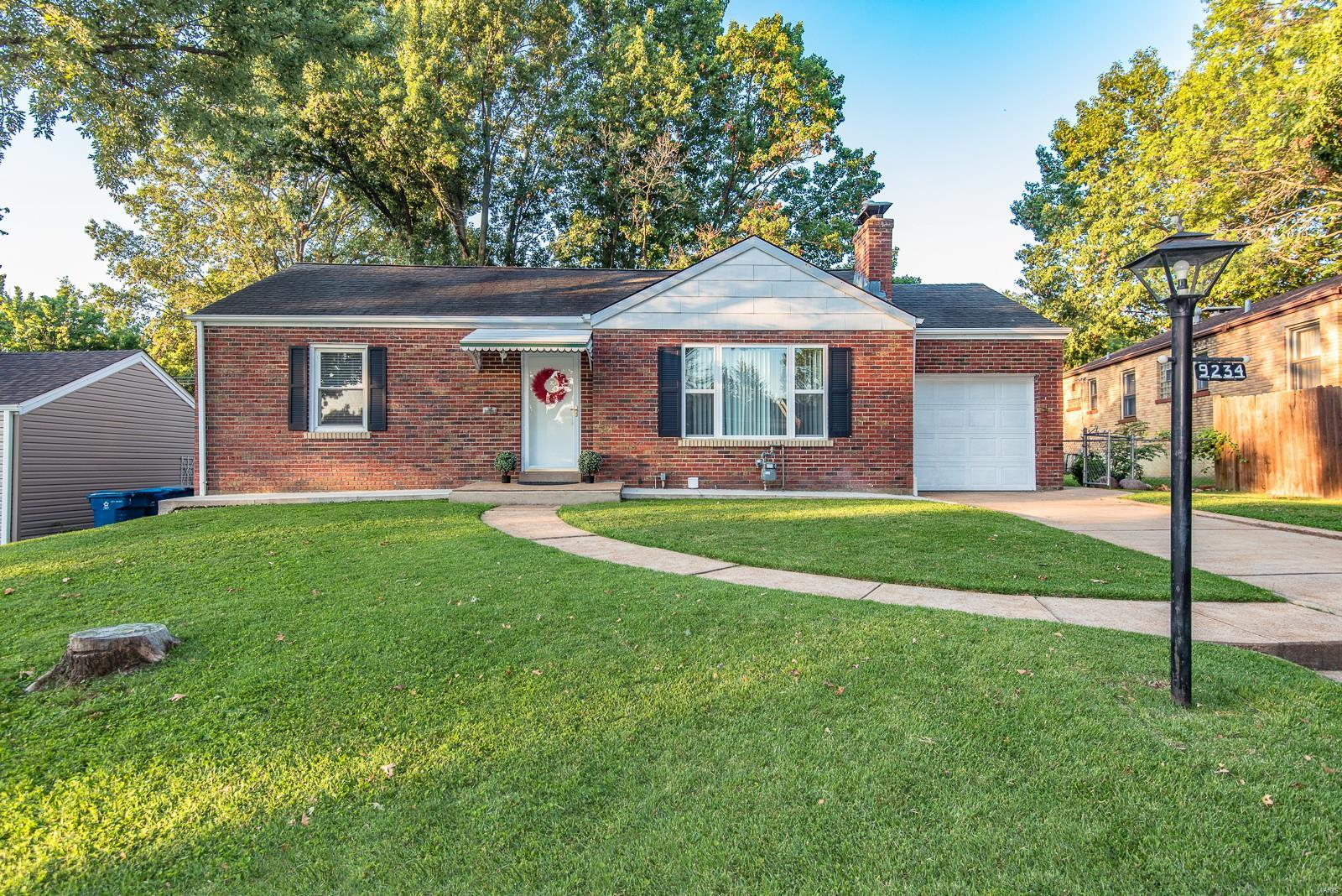 9234 Alpine Drive St. Louis, MO 63123 - Photo 36 of 40