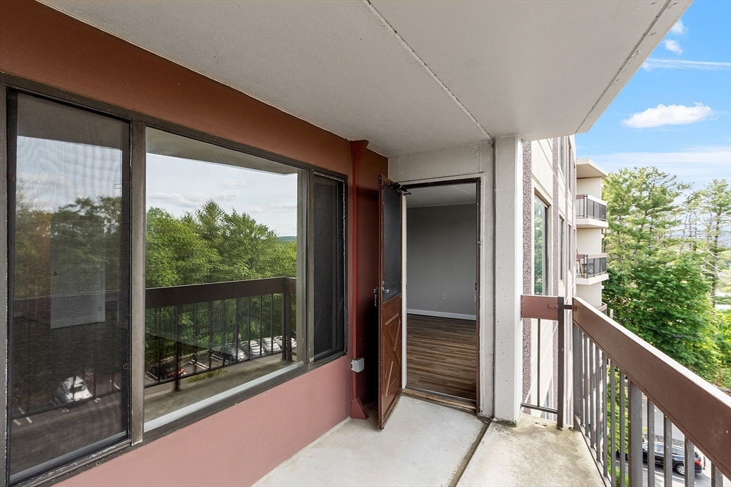 1550 Worcester Road, Unit 524 Framingham, MA 01702 - Photo 14 of 39 Gallery Image 14