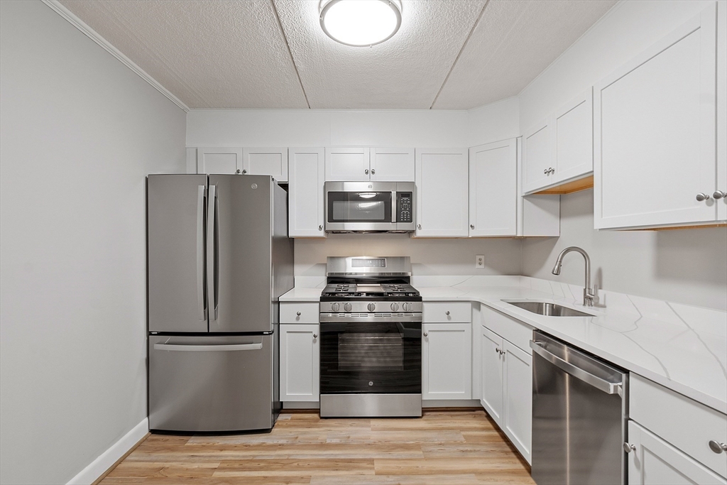 1550 Worcester Road, Unit 524 Framingham, MA 01702 - Photo 6 of 39 Gallery Image 6