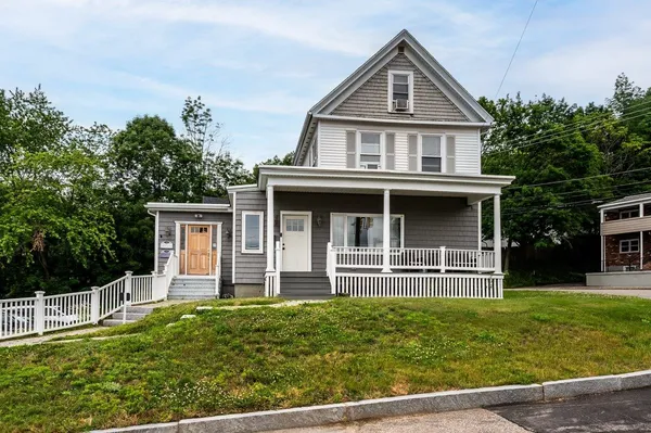 $335,000 | 142 A Broadway, Dover, NH 03820