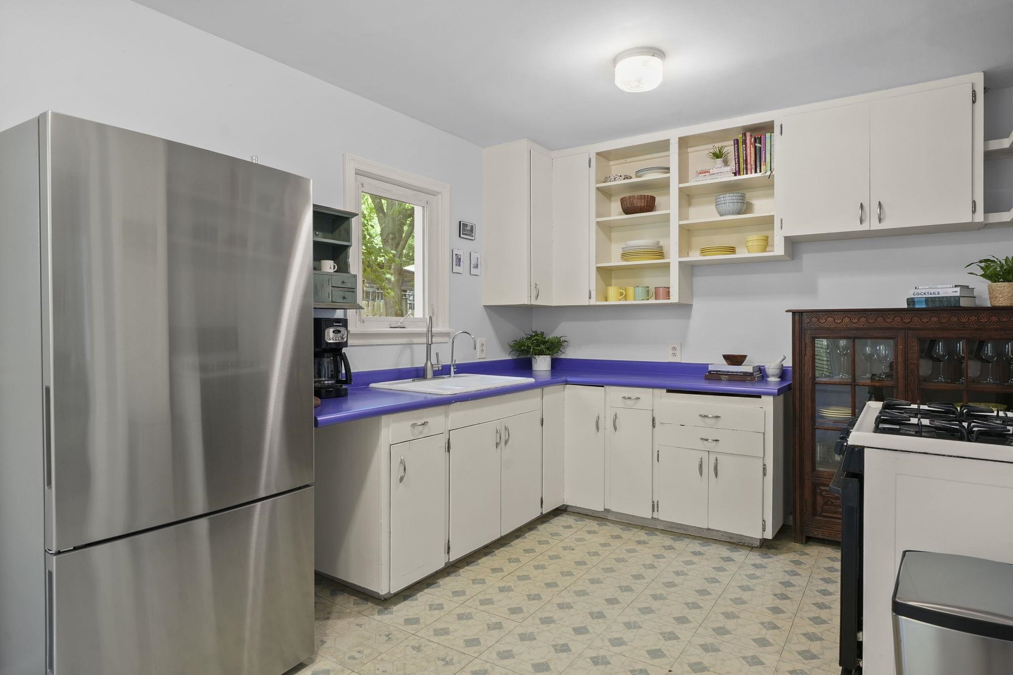 1406 Jenifer Street Madison, WI 53703 - Photo 16 of 42