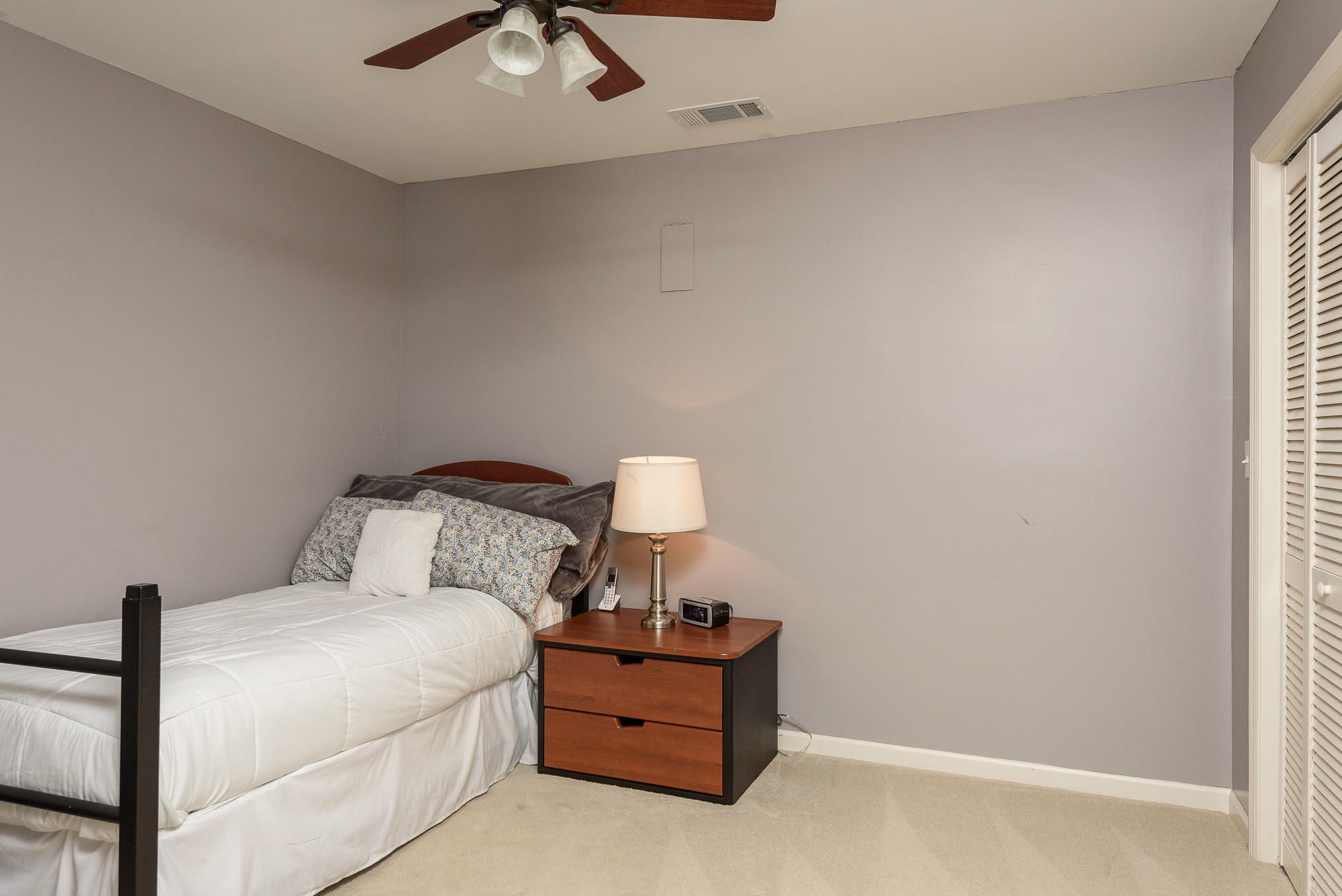 513 Barrington Road Signal Mountain, TN 37377 - Photo 32 of 40 Basement Bedroom