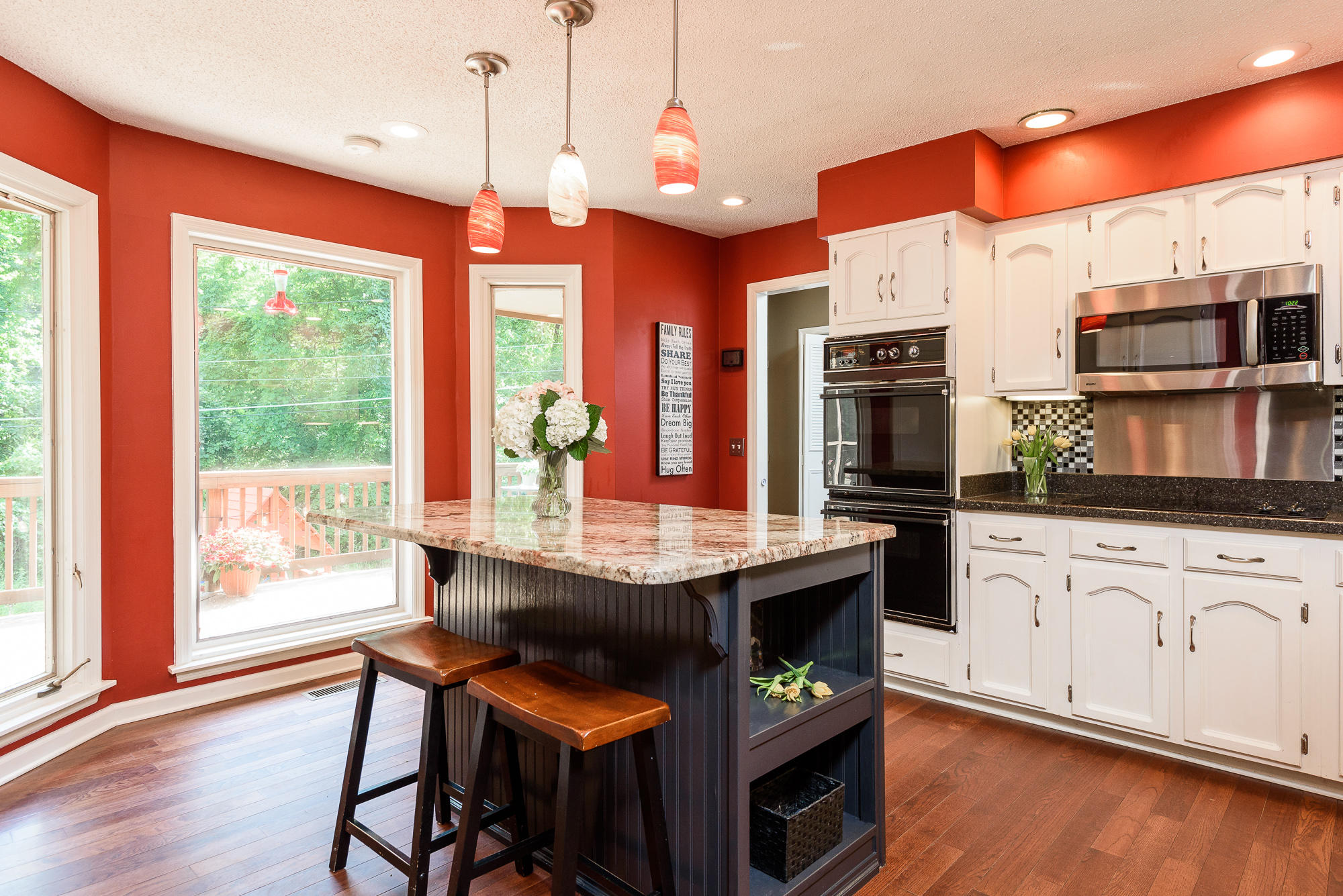 513 Barrington Road Signal Mountain, TN 37377 - Photo 8 of 40 Kitchen