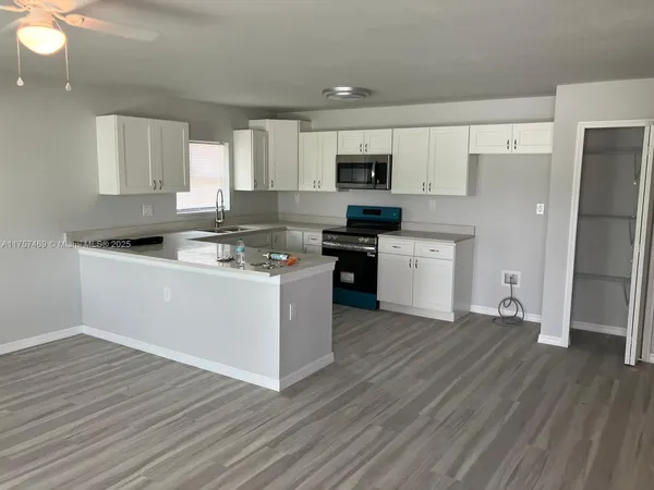 $199,000 | 1434 Las Villas Boulevard, Sebring, FL 33870