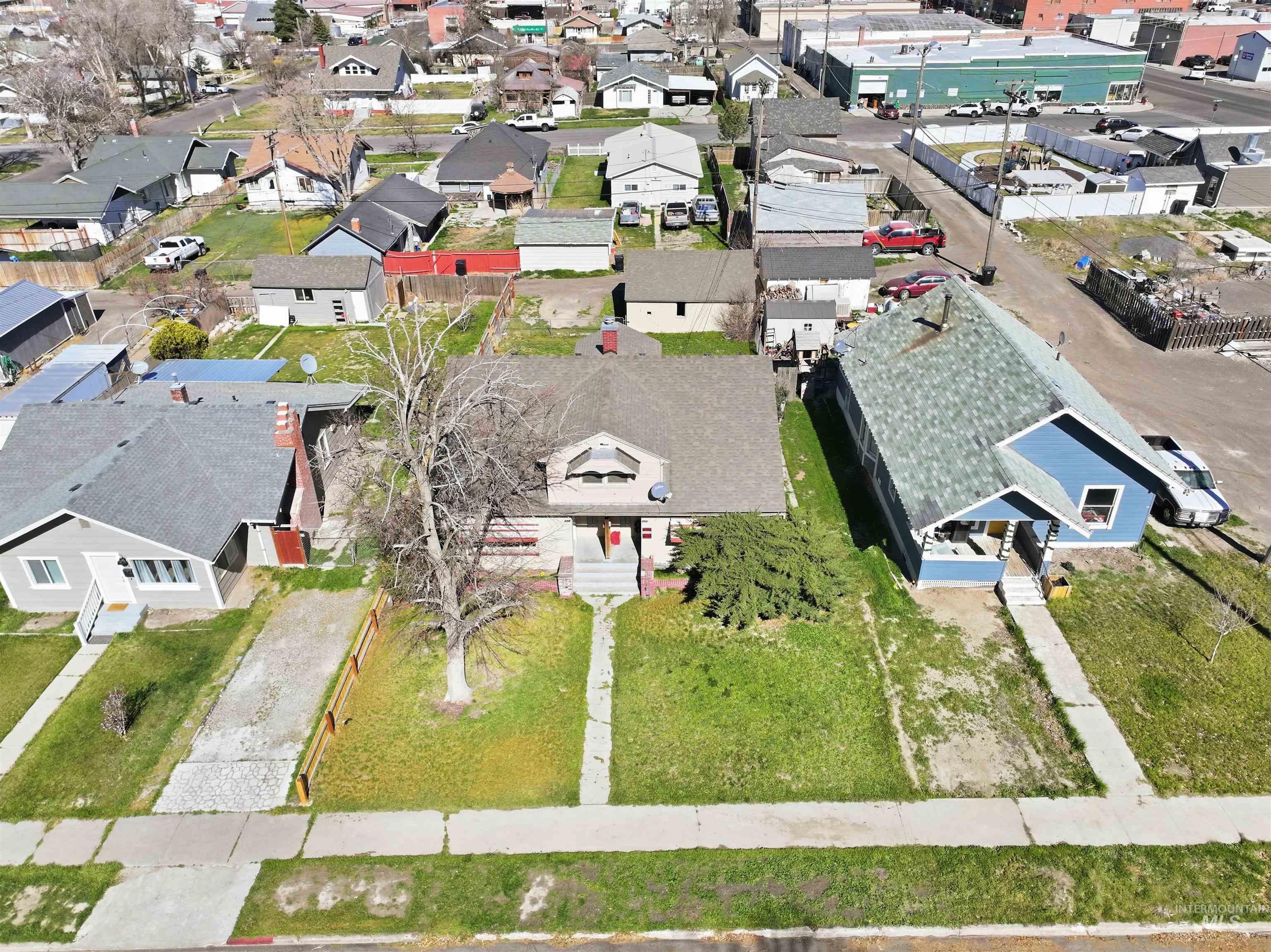 116 13th Avenue North Buhl, ID 83316 - Photo 26 of 37 Aerial perspective of suburban area