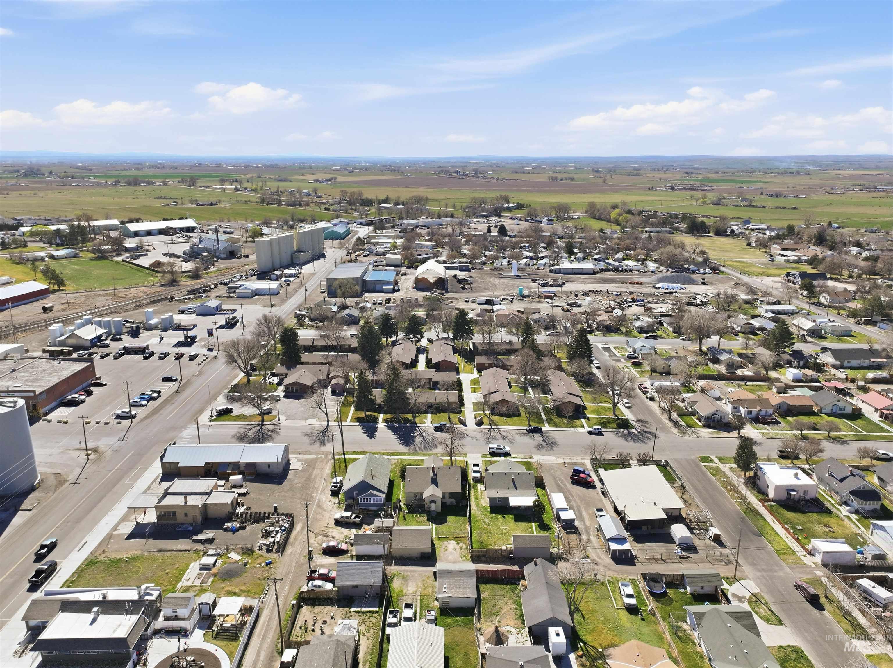 116 13th Avenue North Buhl, ID 83316 - Photo 33 of 37 Aerial view of residential area