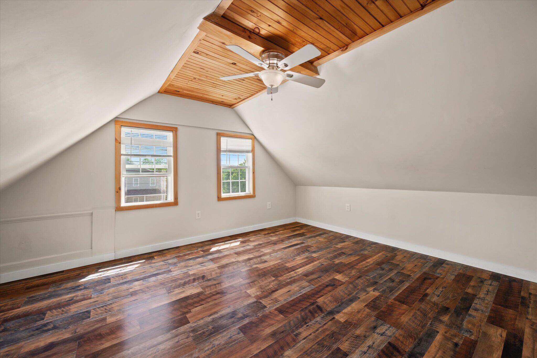 137 Main Street Winterport, ME 04496 - Photo 23 of 57 Bedroom 2