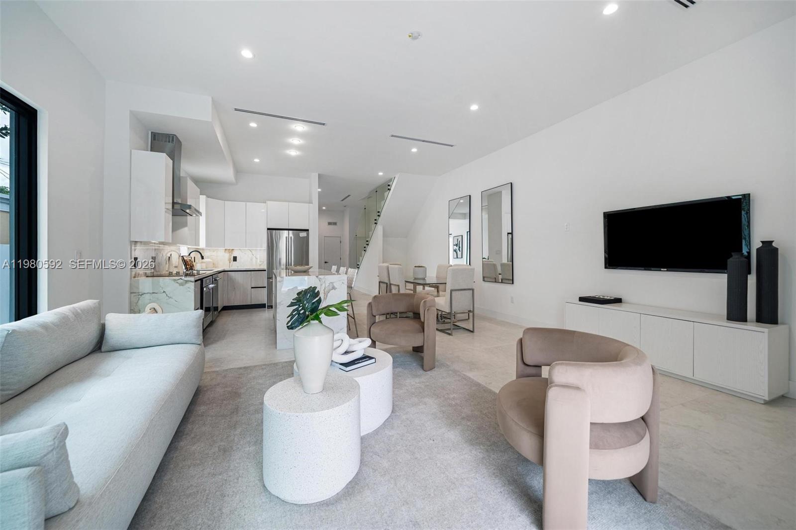 2943 Southwest 21st Street Miami, FL 33145 - Photo 12 of 31