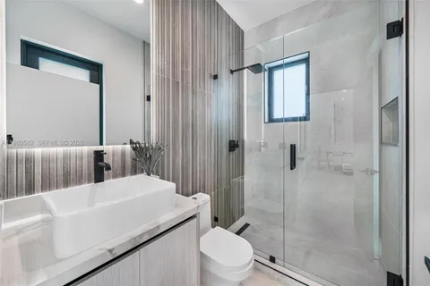 $1,495,000 | 2943 Southwest 21st Street, Miami, FL 33145