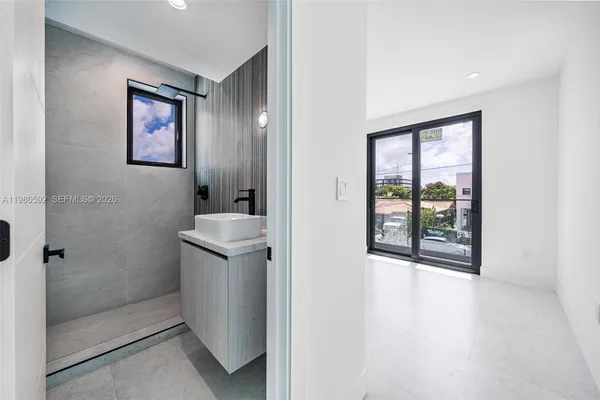 $1,495,000 | 2943 Southwest 21st Street, Miami, FL 33145