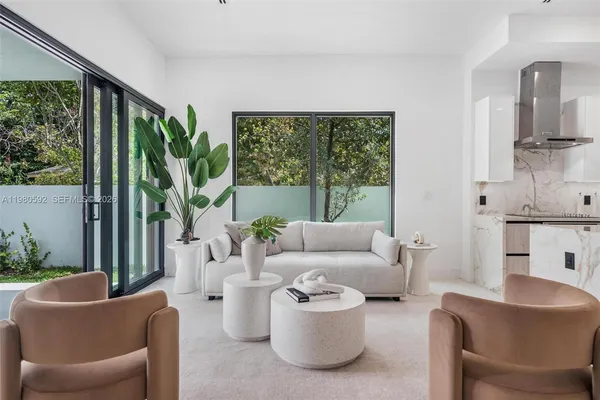 $1,495,000 | 2943 Southwest 21st Street, Miami, FL 33145