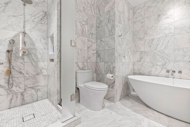 $2,700,000 | 40 Trinity Place, Unit 26B, Boston, MA 02116