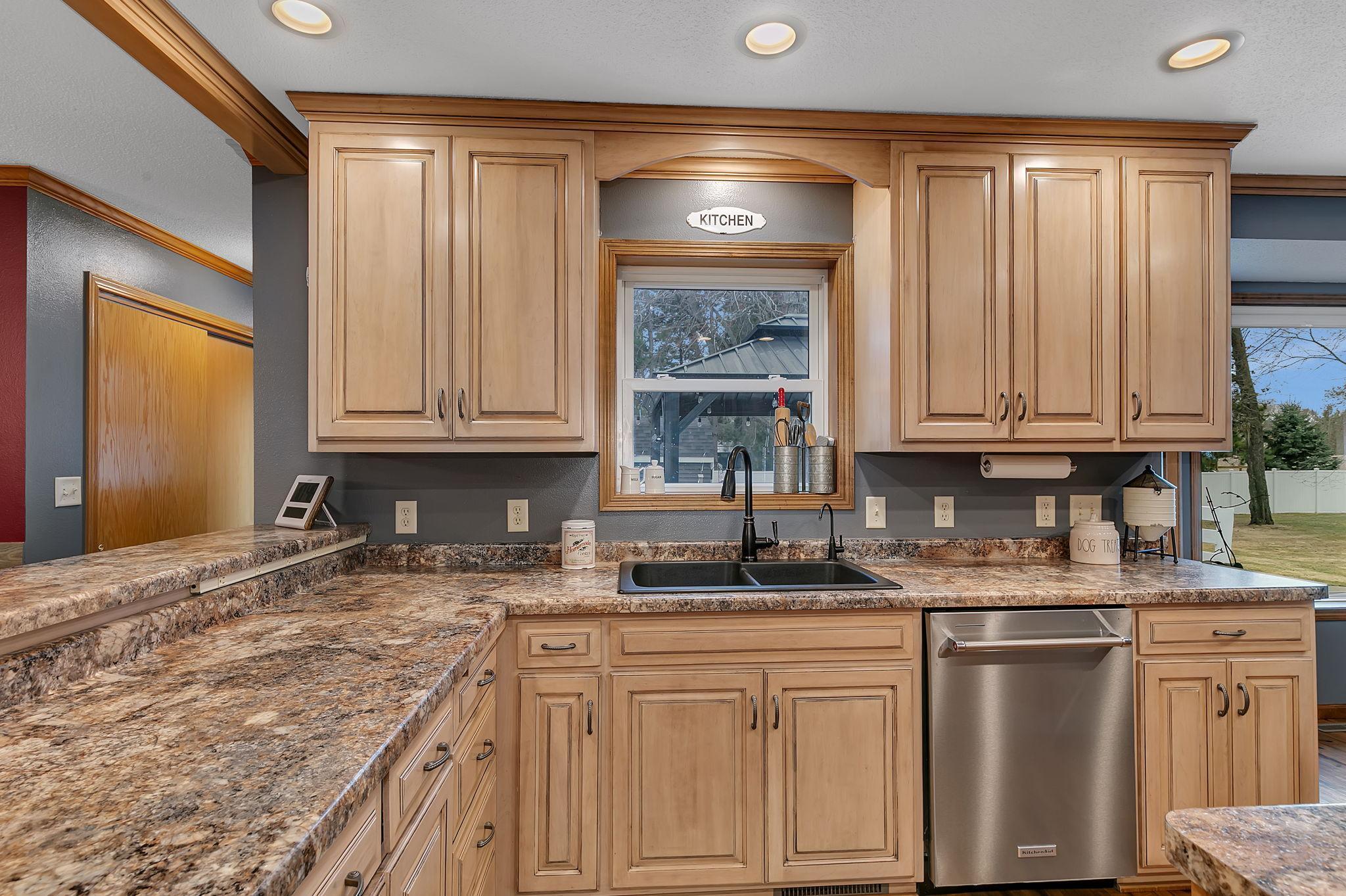 3775 Riverside Avenue North Sartell, MN 56377 - Photo 10 of 49