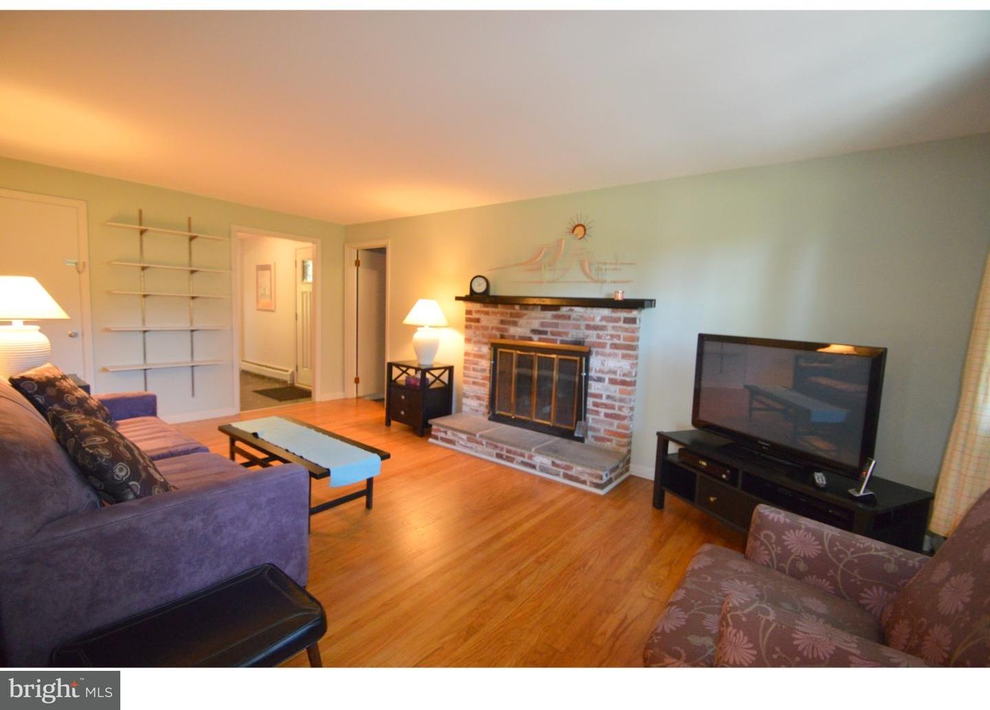 908 Warrior Road Malvern, PA 19355 - Photo 2 of 25 Family Room
