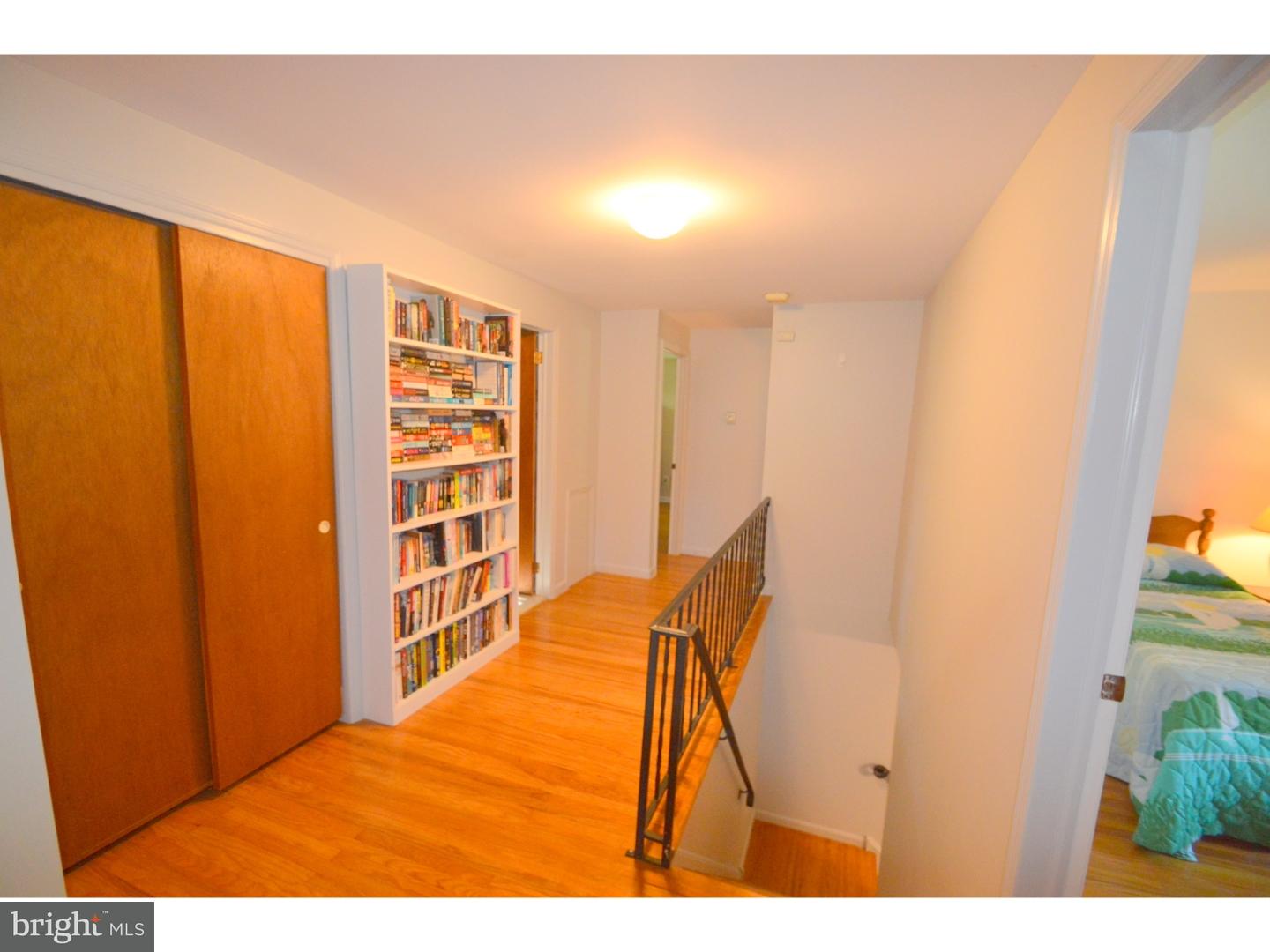 908 Warrior Road Malvern, PA 19355 - Photo 15 of 25 Hallway