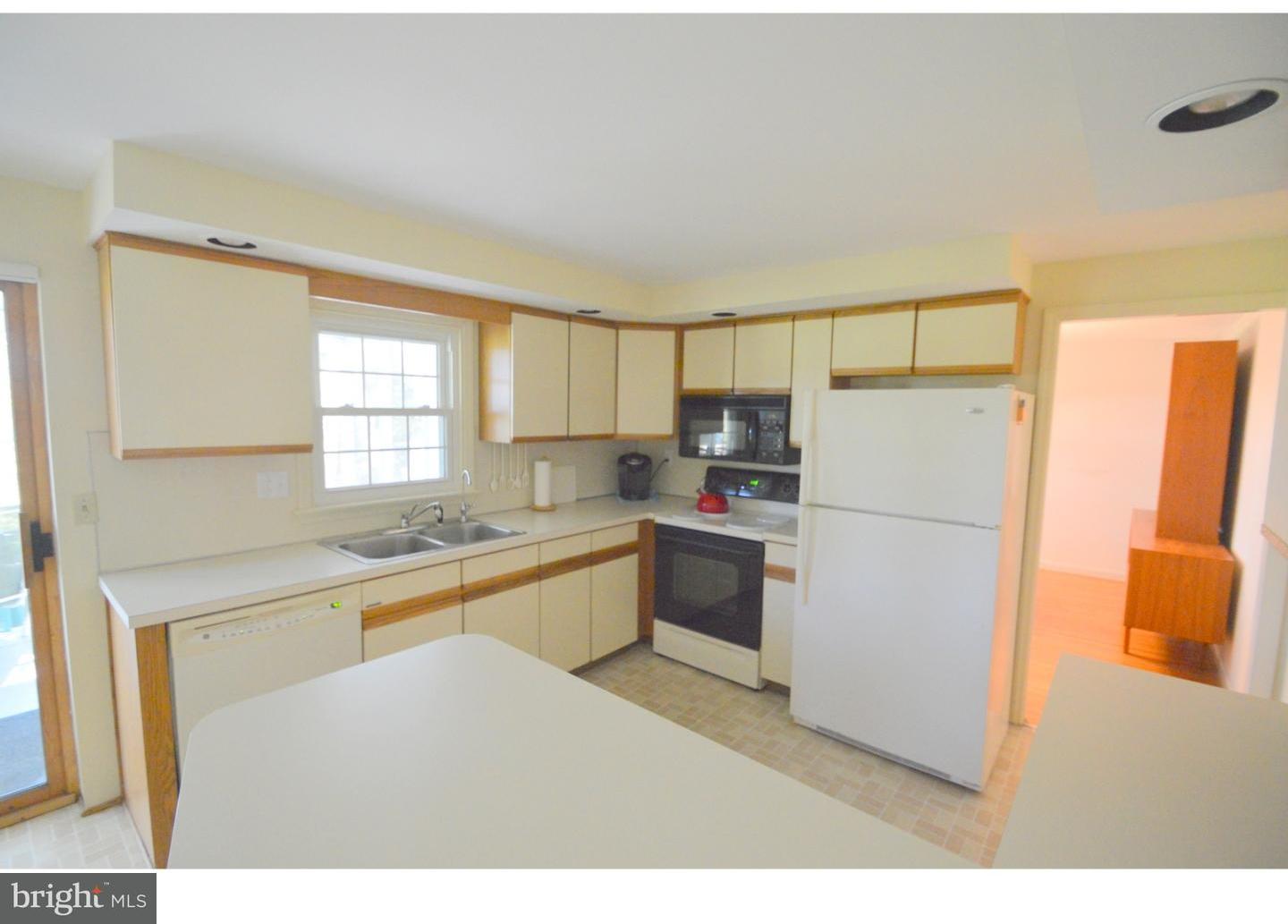 908 Warrior Road Malvern, PA 19355 - Photo 4 of 25 Kitchen