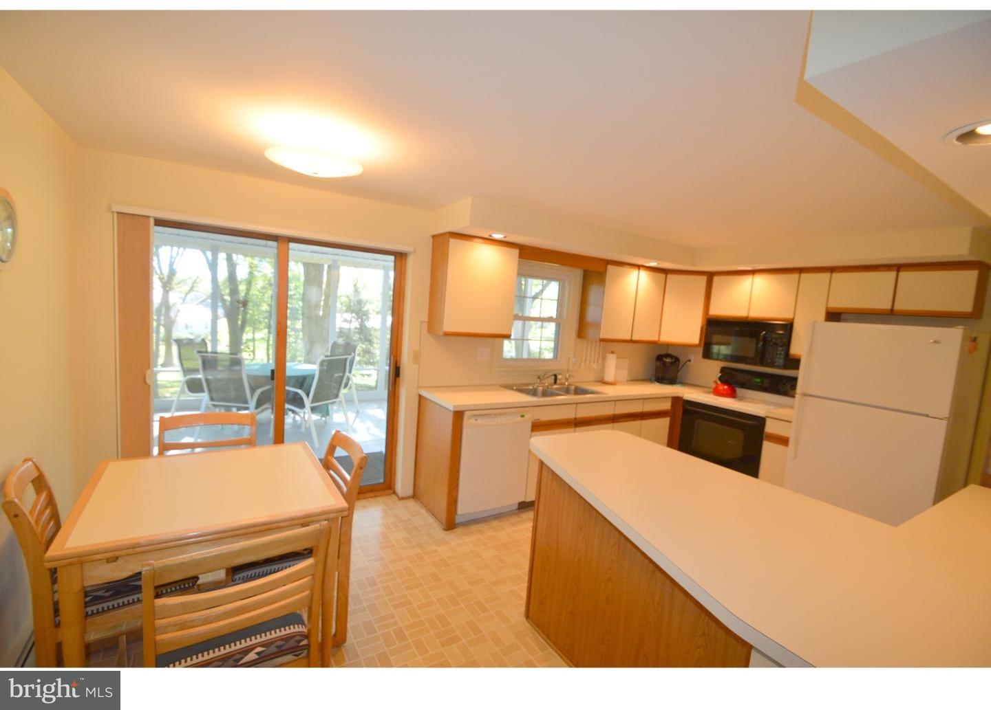 908 Warrior Road Malvern, PA 19355 - Photo 5 of 25 Kitchen